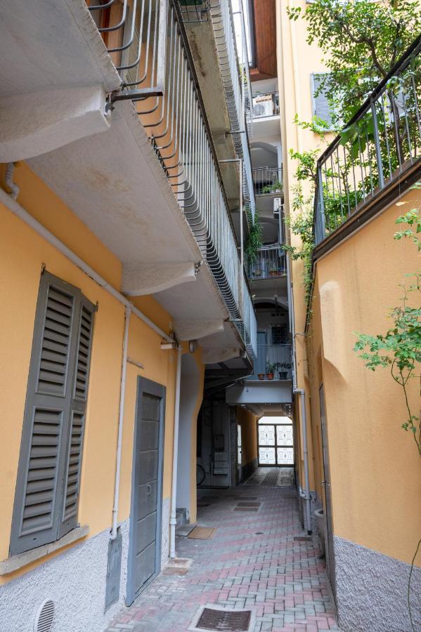Bilocale Zona Arena Lejlighed Milano Eksteriør billede