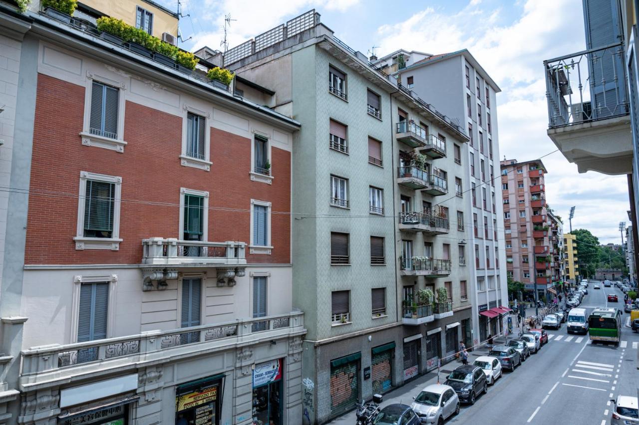Bilocale Zona Arena Lejlighed Milano Eksteriør billede